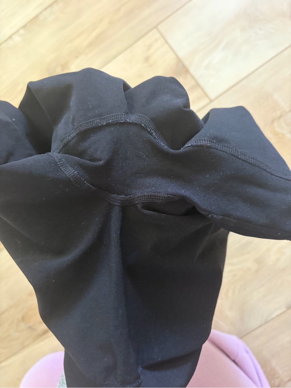 NVGTN Black High-Rise Seamless Bike Shorts - Picture 4 of 4